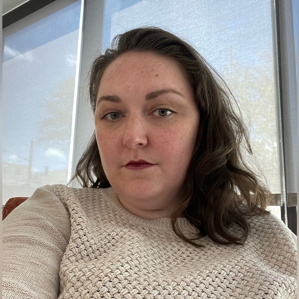 Meet your Posher, Olivia